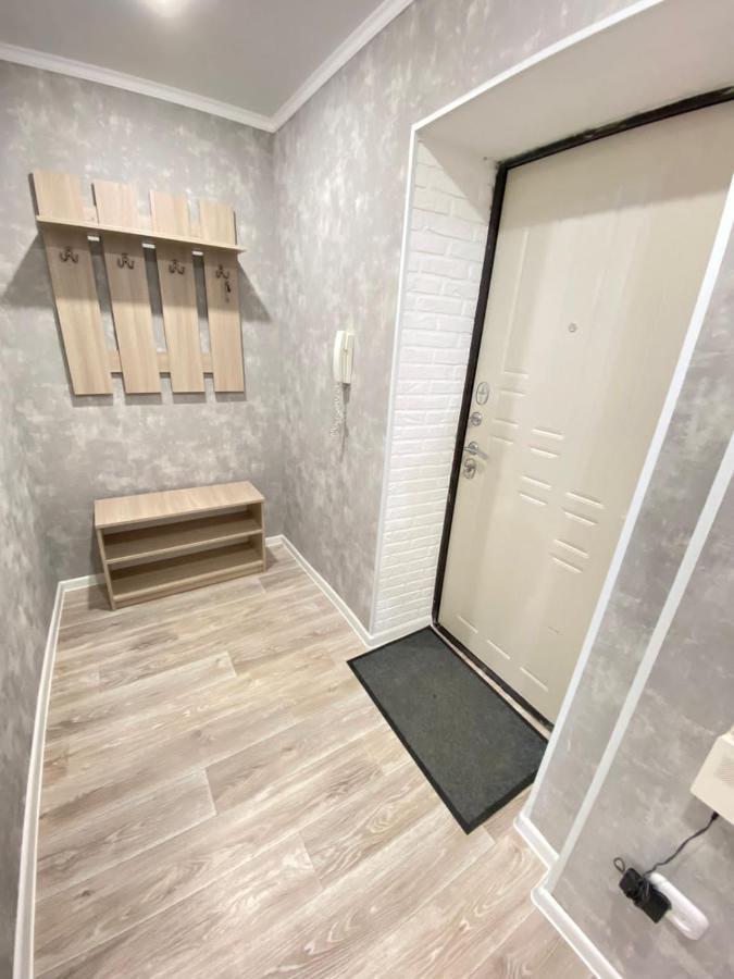 Vip Квартира Центр 乌拉尔斯克 外观 照片