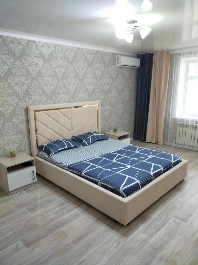 Vip Квартира Центр 乌拉尔斯克 外观 照片